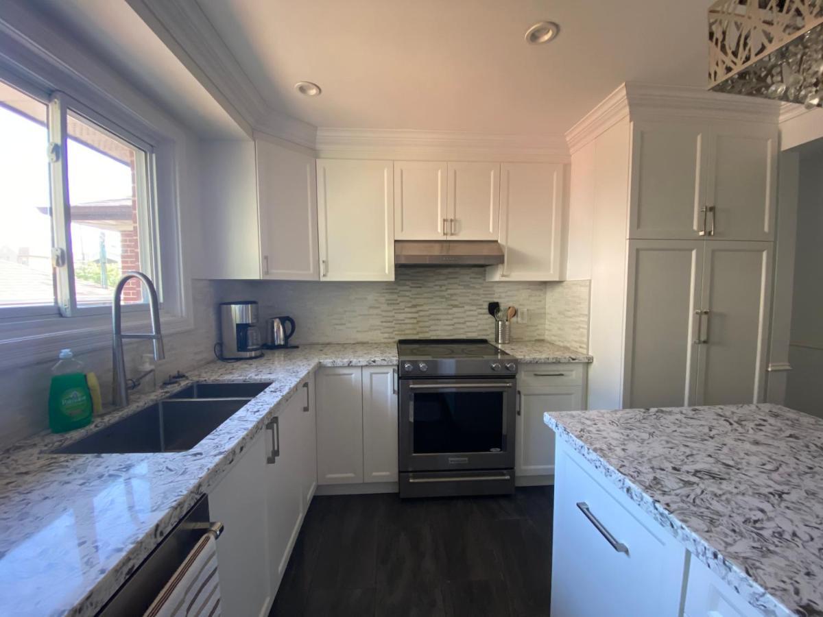 Yonge And Finch Subway !P Cozy & Quiet Private Bdr With Private Bathroom Toronto Exteriér fotografie