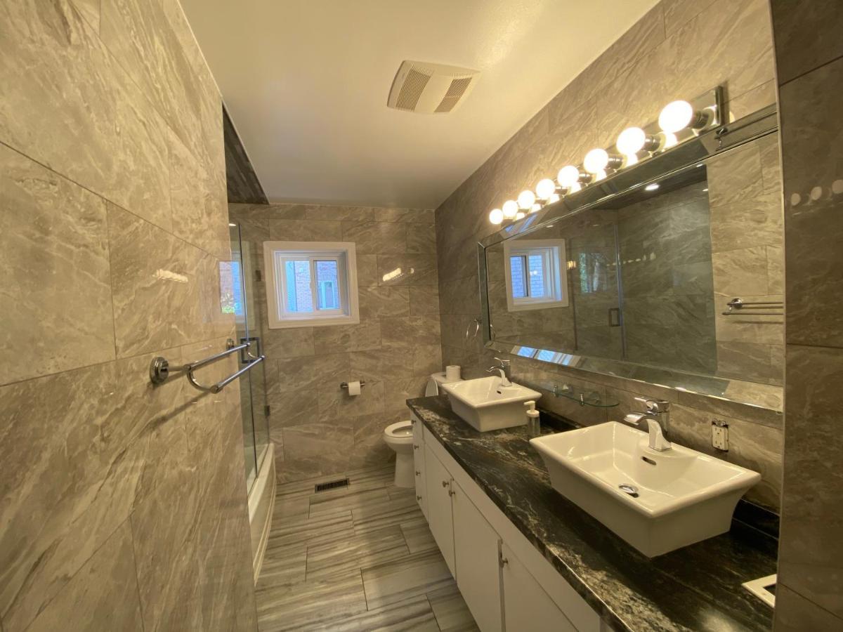 Yonge And Finch Subway !P Cozy & Quiet Private Bdr With Private Bathroom Toronto Exteriér fotografie