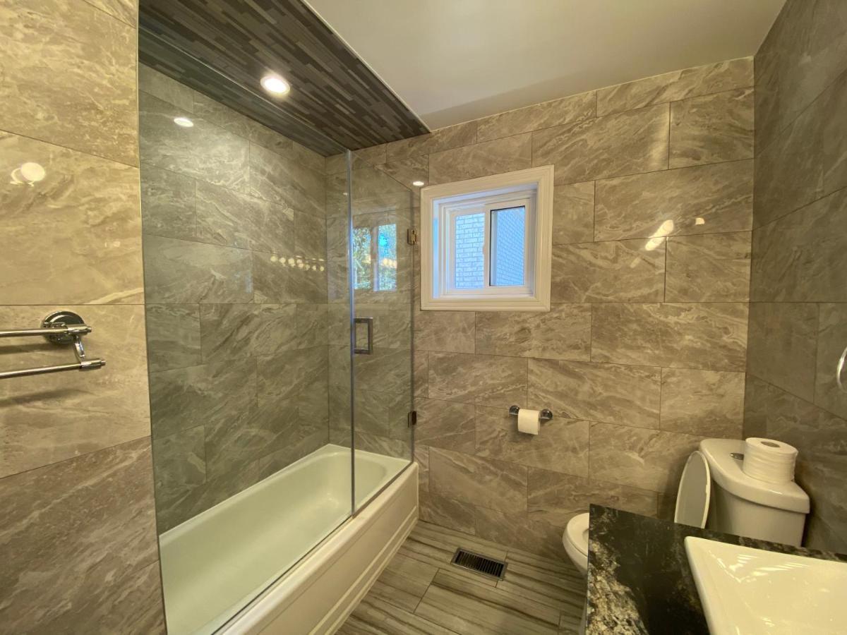 Yonge And Finch Subway !P Cozy & Quiet Private Bdr With Private Bathroom Toronto Exteriér fotografie